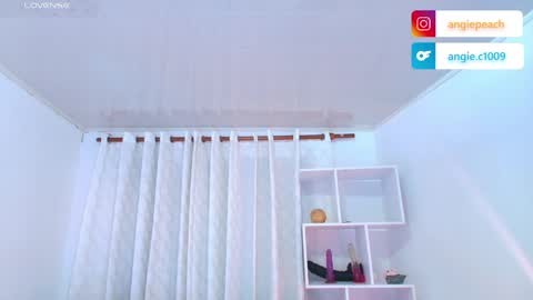 Snapshot of nezo_ chatting on June 9, 2026, 2:45 am Angie Instagram angie julianac add me online show from June 9, 2026, 2:45 am
