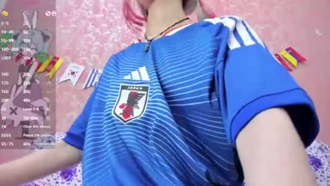 Snapshot of nezuko_mitsuri chatting on June 26, 2026, 5:28 pm NEZUKO MITSURI online show from June 26, 2026, 5:28 pm