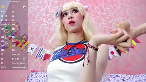 Snapshot of nezuko_mitsuri chatting on July 2, 2026, 3:18 pm NEZUKO MITSURI online show from July 2, 2026, 3:18 pm