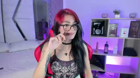 nezukoo_1 online show from July 9, 2026, 8:57 pm