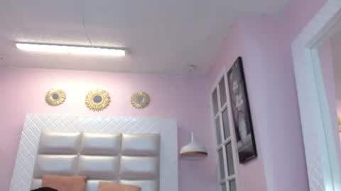 Snapshot of nezzukoo chatting on June 20, 2026, 12:19 pm nezzukoo online show from June 20, 2026, 12:19 pm