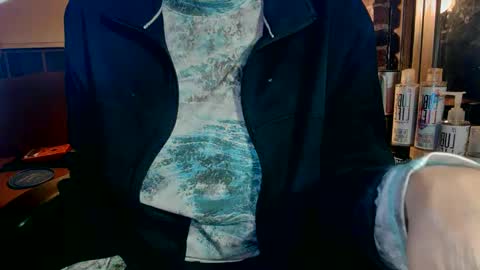 Snapshot of nfgwholoves2cum chatting on January 20, 2025, 11:54 pm NFG Nice Friendly Guy Dick online show from January 20, 2025, 11:54 pm