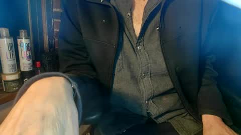 Snapshot of nfgwholoves2cum chatting on January 29, 2025, 10:53 pm NFG Nice Friendly Guy Dick online show from January 29, 2025, 10:53 pm