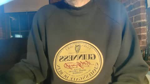 Snapshot of nfgwholoves2cum chatting on February 6, 2025, 1:38 am NFG Nice Friendly Guy Dick online show from February 6, 2025, 1:38 am