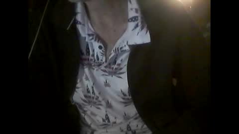 Snapshot of nfgwholoves2cum chatting on May 10, 2026, 2:50 am NFG Nice Friendly Guy Dick online show from May 10, 2026, 2:50 am