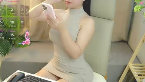 Snapshot of nhatlinhnguyen chatting on July 25, 2026, 10:02 am nhatlinhnguyen online show from July 25, 2026, 10:02 am
