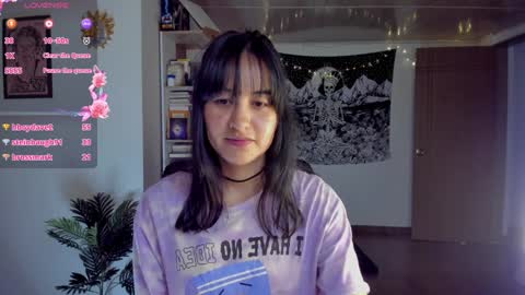 Snapshot of nia_blaze chatting on February 4, 2025, 10:55 pm Nia online show from February 4, 2025, 10:55 pm