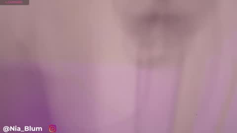 Snapshot of nia_blum chatting on January 7, 2026, 1:13 pm Nia Blum online show from January 7, 2026, 1:13 pm