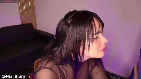 Snapshot of nia_blum chatting on January 13, 2026, 1:05 pm Nia Blum online show from January 13, 2026, 1:05 pm