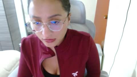 Snapshot of nia_cop chatting on December 4, 2025, 10:07 pm Dani online show from December 4, 2025, 10:07 pm