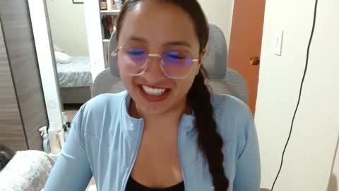 Snapshot of nia_cop chatting on January 9, 2026, 1:08 am Dani online show from January 9, 2026, 1:08 am