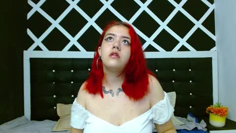 Estefani  online show from December 16, 2024, 12:06 pm