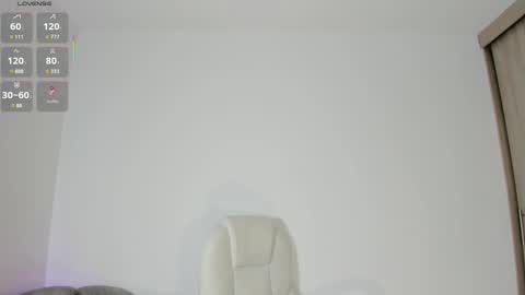 Nia online show from February 18, 2025, 1:11 pm