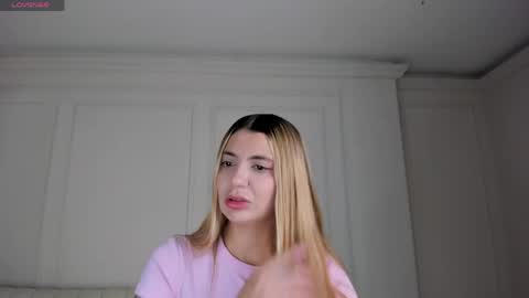 SQUIRTER DOLL    online show from April 25, 2026, 8:28 pm