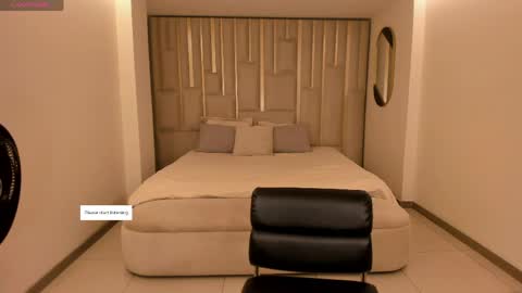 Snapshot of niasalvatore chatting on May 9, 2026, 6:57 pm Call me Nia online show from May 9, 2026, 6:57 pm