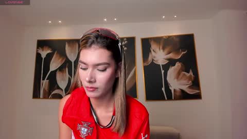 Snapshot of niasalvatore chatting on June 5, 2026, 7:30 pm Call me Nia online show from June 5, 2026, 7:30 pm