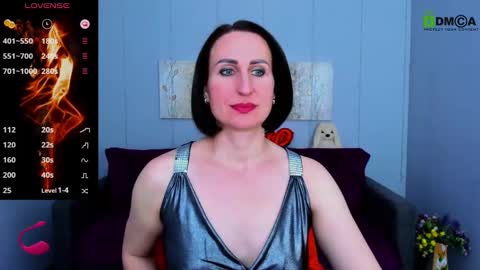 Snapshot of niasmithh chatting on February 28, 2025, 4:31 pm niasmithh online show from February 28, 2025, 4:31 pm