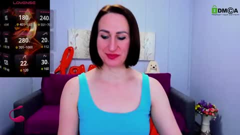 niasmithh online show from March 11, 2025, 1:45 pm