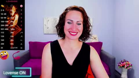 niasmithh online show from September 27, 2025, 5:34 am