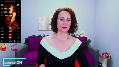 Snapshot of niasmithh chatting on December 18, 2025, 2:01 pm niasmithh online show from December 18, 2025, 2:01 pm