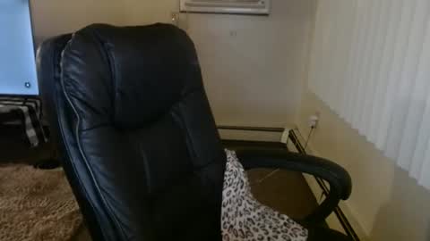 Snapshot of niccibaby chatting on December 6, 2024, 9:54 am Nicci babyyy online show from December 6, 2024, 9:54 am