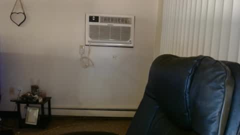 Snapshot of niccibaby chatting on February 2, 2025, 12:40 am Nicci babyyy online show from February 2, 2025, 12:40 am