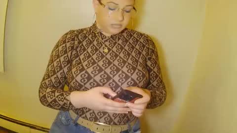 Snapshot of niccibaby chatting on November 30, 2025, 10:52 am Nicci babyyy online show from November 30, 2025, 10:52 am