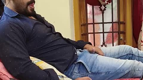 Snapshot of nice_guy_4u_ chatting on November 17, 2025, 5:57 am Robin online show from November 17, 2025, 5:57 am