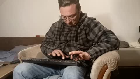 nicefuck0077 online show from December 22, 2024, 1:55 am