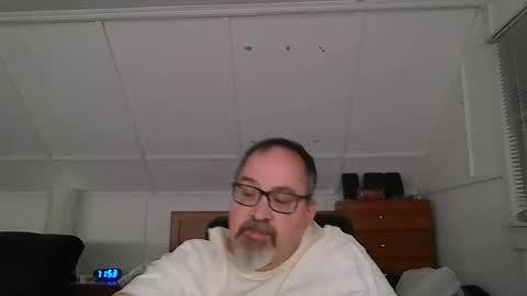 niceguy7208 online show from July 19, 2026, 3:54 am