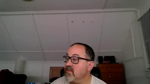 niceguy7208 online show from August 5, 2026, 3:31 am