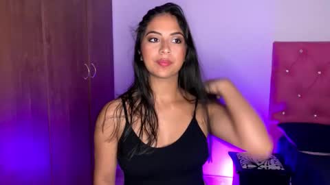 Julieta online show from December 2, 2025, 9:54 pm