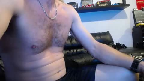 niceonebrov online show from March 31, 2026, 11:43 am