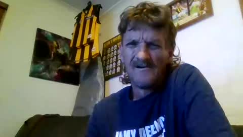 Snapshot of niceozziecockxxx chatting on January 16, 2025, 12:53 pm Sexiishaine online show from January 16, 2025, 12:53 pm