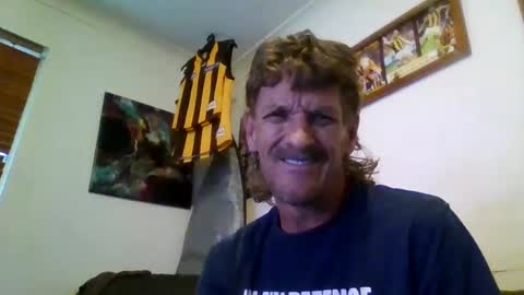 Snapshot of niceozziecockxxx chatting on January 16, 2025, 10:55 pm Sexiishaine online show from January 16, 2025, 10:55 pm