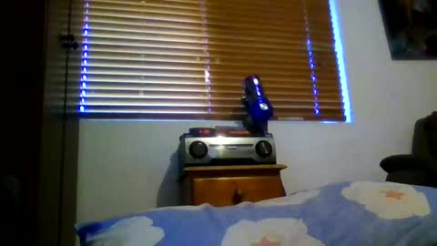 Snapshot of niceozziecockxxx chatting on January 18, 2025, 10:28 pm Sexiishaine online show from January 18, 2025, 10:28 pm