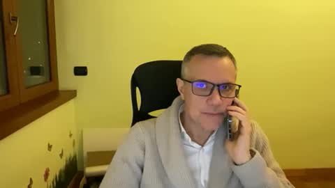 Snapshot of niceshy_71 chatting on February 9, 2026, 6:12 pm Andrew online show from February 9, 2026, 6:12 pm