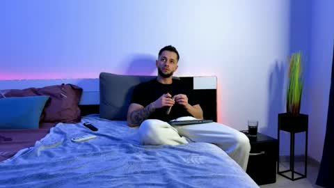 Nicholassx online show from March 12, 2025, 1:14 am