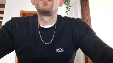 Snapshot of nick194207 chatting on December 16, 2025, 12:32 pm nick194207 online show from December 16, 2025, 12:32 pm