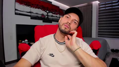 Snapshot of nick_klaus chatting on January 8, 2025, 10:58 pm Nick Klaus online show from January 8, 2025, 10:58 pm