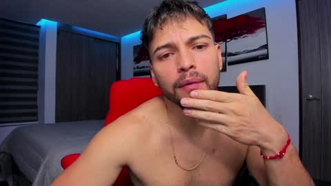 Snapshot of nick_klaus chatting on January 28, 2025, 1:18 am Nick Klaus online show from January 28, 2025, 1:18 am