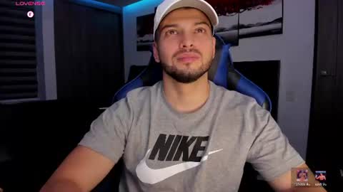 Snapshot of nick_klaus chatting on August 3, 2026, 11:30 pm Nick Klaus online show from August 3, 2026, 11:30 pm