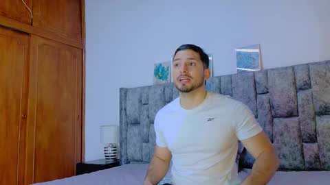 nick_moss_ online show from March 11, 2026, 11:05 am