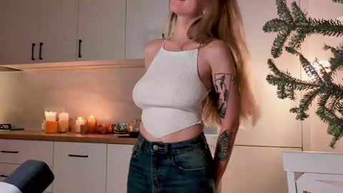 Snapshot of nickacherie chatting on January 8, 2026, 6:54 pm Nicka Cherie online show from January 8, 2026, 6:54 pm