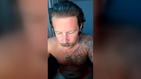 Snapshot of nickandmeg chatting on April 28, 2026, 7:35 am Cakedcouple OF - Yourtattedcutie qurlynfit online show from April 28, 2026, 7:35 am