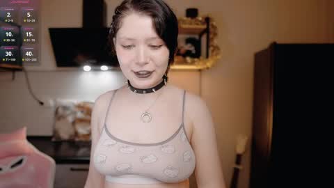 nickari_x online show from April 26, 2026, 5:38 am
