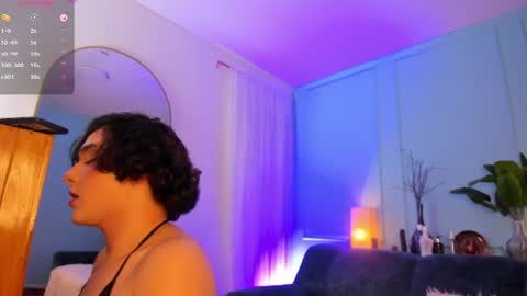 nicki_ripperton online show from July 7, 2026, 4:26 am