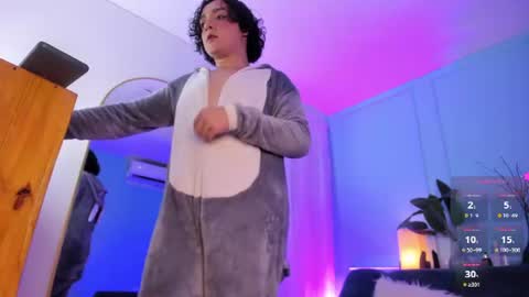 nicki_ripperton online show from July 12, 2026, 12:01 am