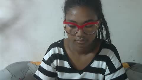 Snapshot of nickiqqyuu chatting on June 2, 2026, 12:45 am nickiqqyuu online show from June 2, 2026, 12:45 am