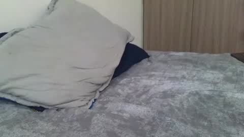 Nicolas              online show from February 5, 2025, 9:18 pm